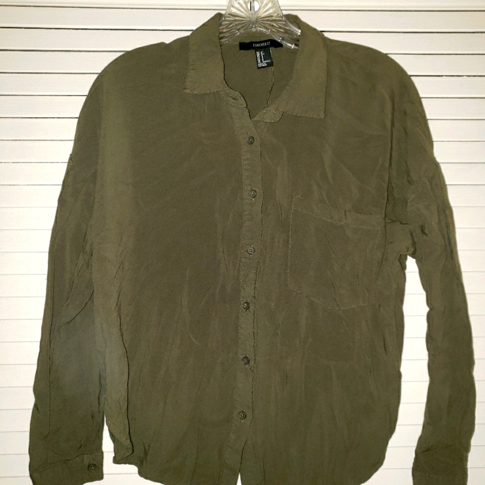 Women's button-down shirt